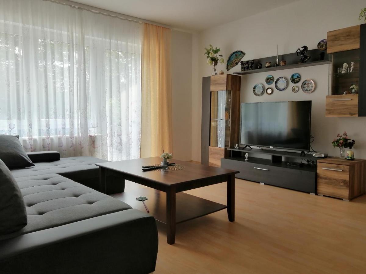 Apartment Paradies Öhringen Buitenkant foto